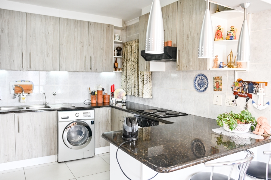 2 Bedroom Property for Sale in Van Ryneveld Western Cape